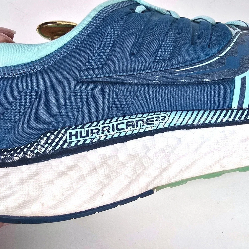 Saucony Hurricane 22 Running Shoes Womens 11.5 Blue Aqua Stability S10545-25